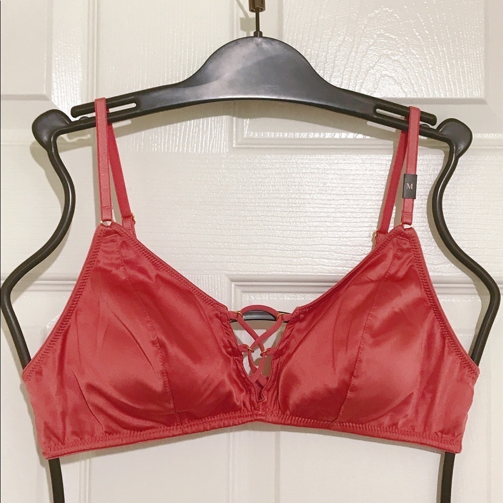 🔥ON SALE🔥3/$30🔥 💖 Victoria Secret Sexy Bralette Removable Padding